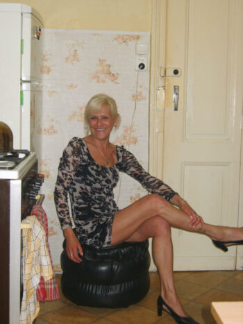 Femme mûre en quête d’aventure sérieuse à Poitiers rencontre-Cougar-Poitiers