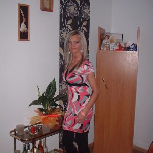 Francine - rencontre-Dominatrice-Perpignan