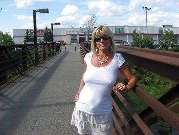 À 46 ans, je gère ma vie rencontre-Dominatrice-Champigny-sur-Marne